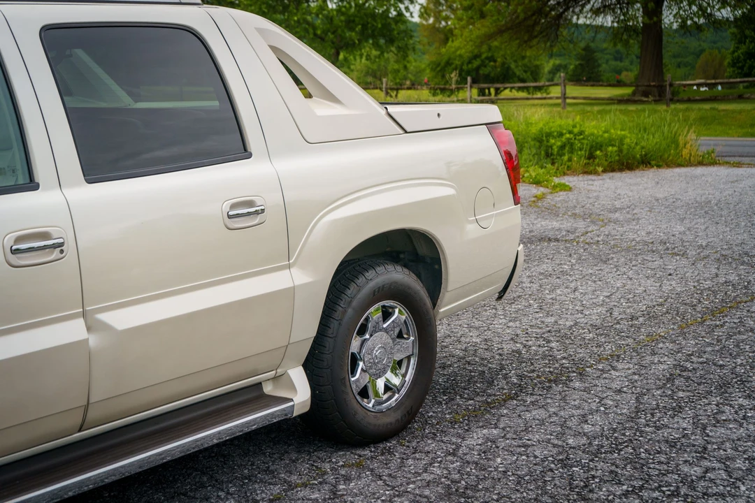 2006 Cadillac Escalade & EXT 2nd Gen - Image 27 of 31