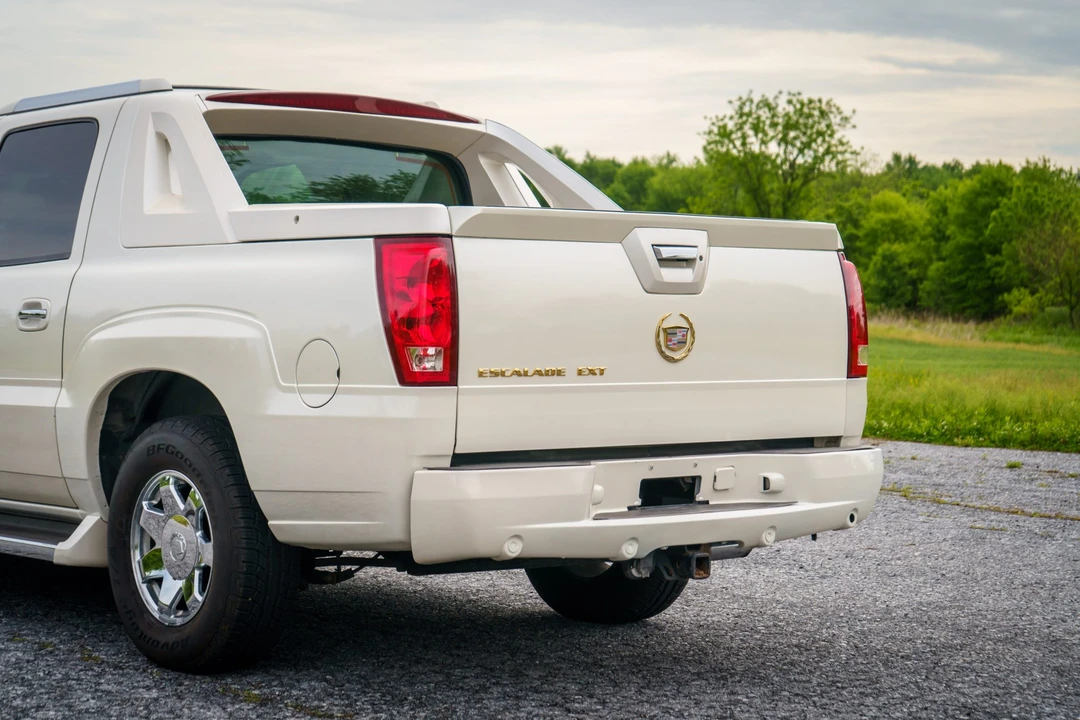 2006 Cadillac Escalade & EXT 2nd Gen - Image 28 of 31