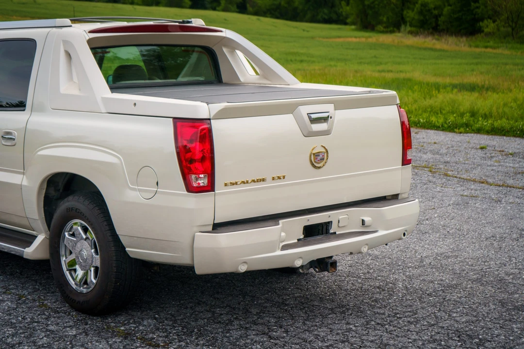 2006 Cadillac Escalade & EXT 2nd Gen - Image 29 of 31