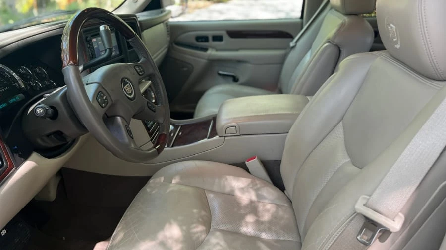 2006 Cadillac Escalade & EXT 2nd Gen - Image 4 of 18