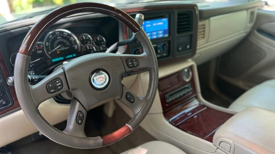 2006 Cadillac Escalade & EXT 2nd Gen - Image 5 of 18