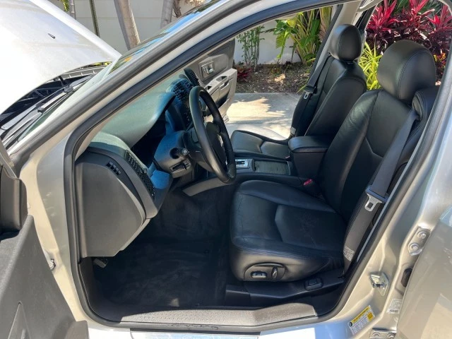 2006 Cadillac SRX - Image 11 of 21