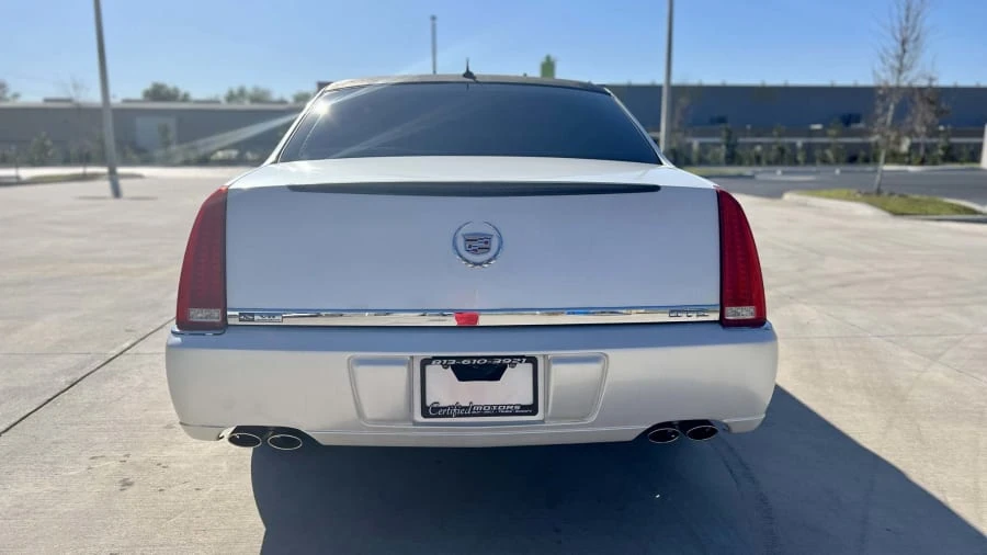 2006 Cadillac DTS - Image 5 of 15