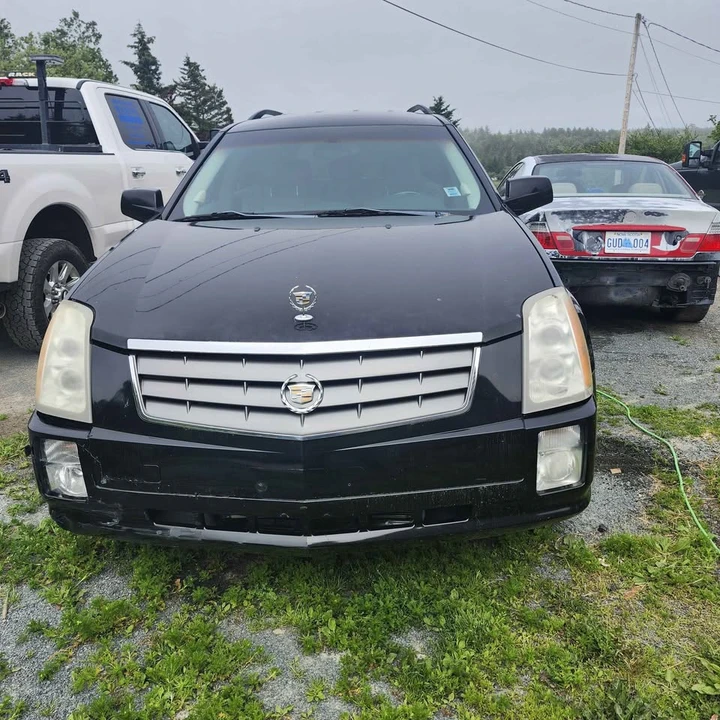 2006 Cadillac SRX - Image 5 of 8