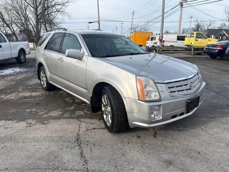 2006 Cadillac SRX - Image 2 of 13