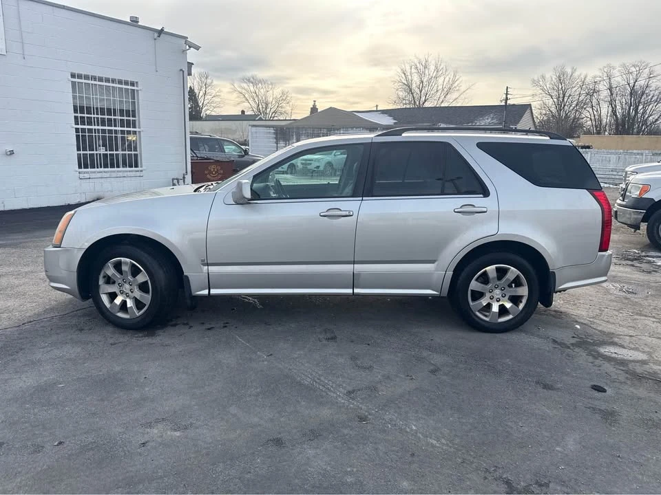 2006 Cadillac SRX - Image 3 of 13
