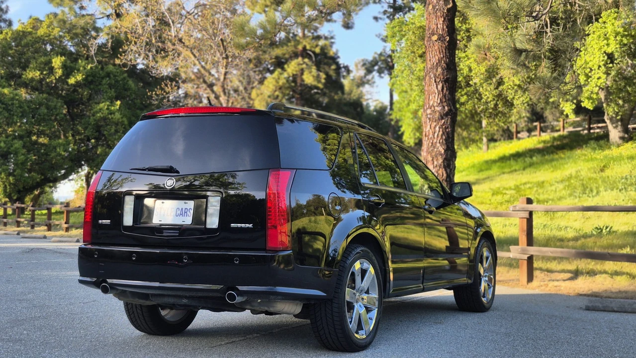 2006 Cadillac SRX - Image 15 of 31