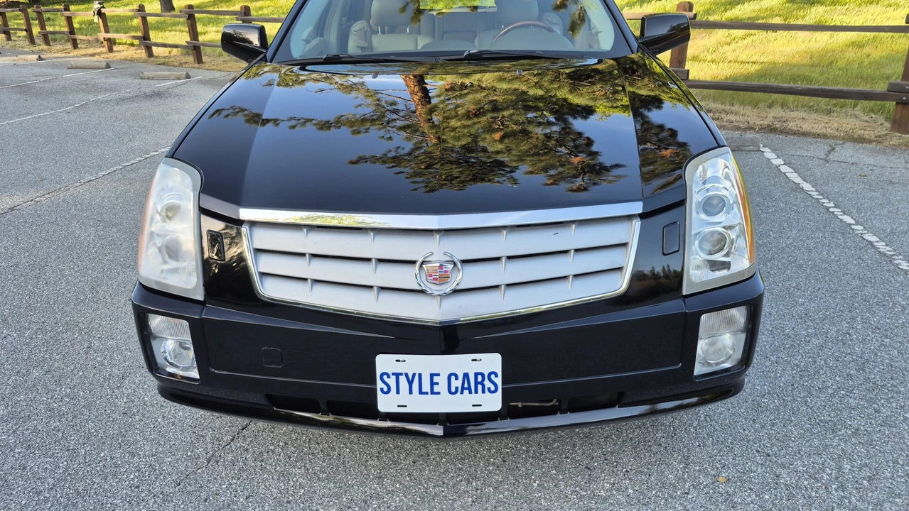 2006 Cadillac SRX - Image 28 of 31