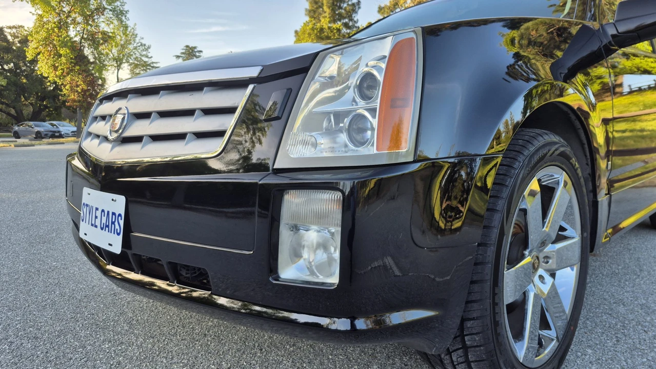 2006 Cadillac SRX - Image 30 of 31