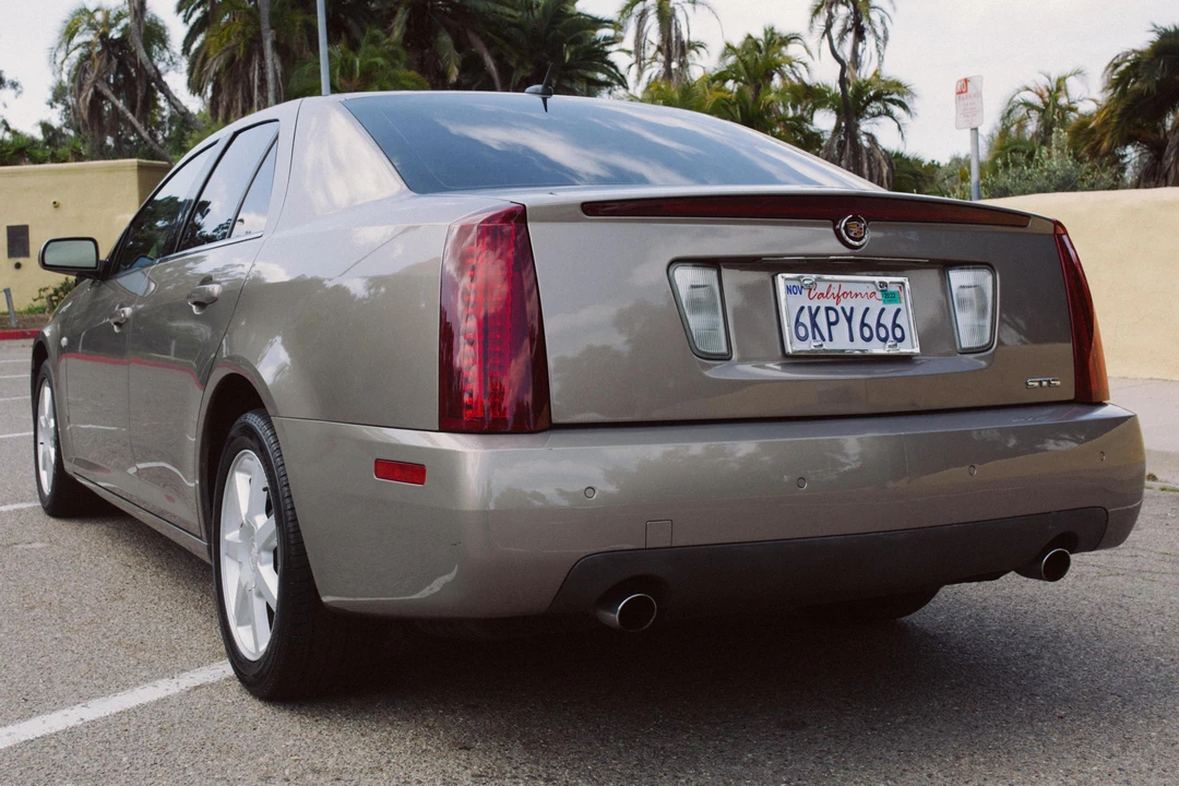 2006 Cadillac STS - Image 4 of 31