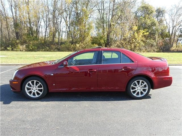 2006 Cadillac STS - Image 8 of 12