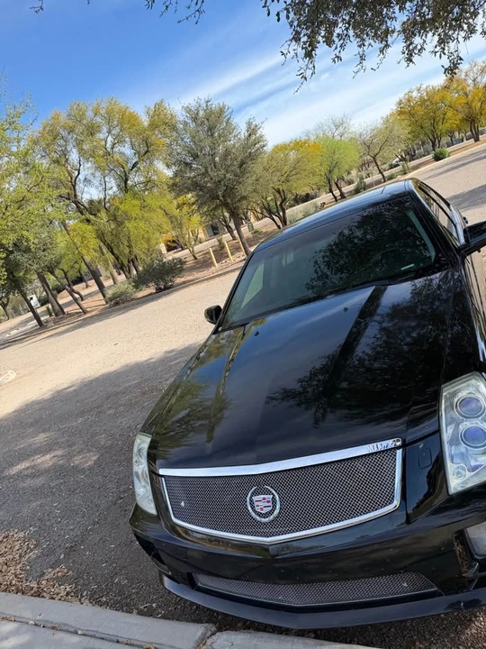 2006 Cadillac STS-V - Image 2 of 3