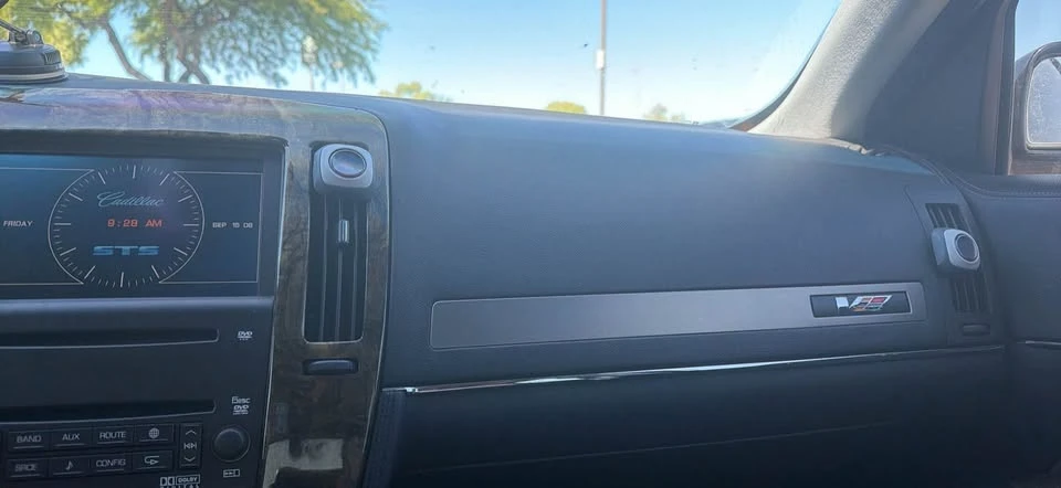 2006 Cadillac STS-V - Image 3 of 3