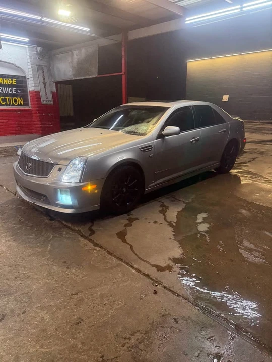 2006 Cadillac STS-V - Image 3 of 5