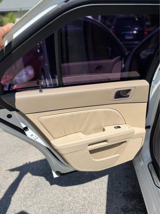 2006 Cadillac STS-V - Image 9 of 11