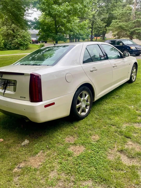 2006 Cadillac STS - Image 8 of 16