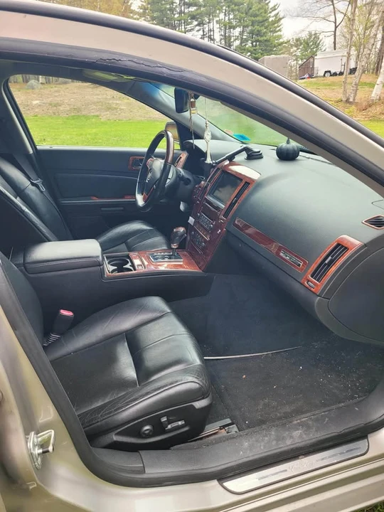 2006 Cadillac STS - Image 10 of 17