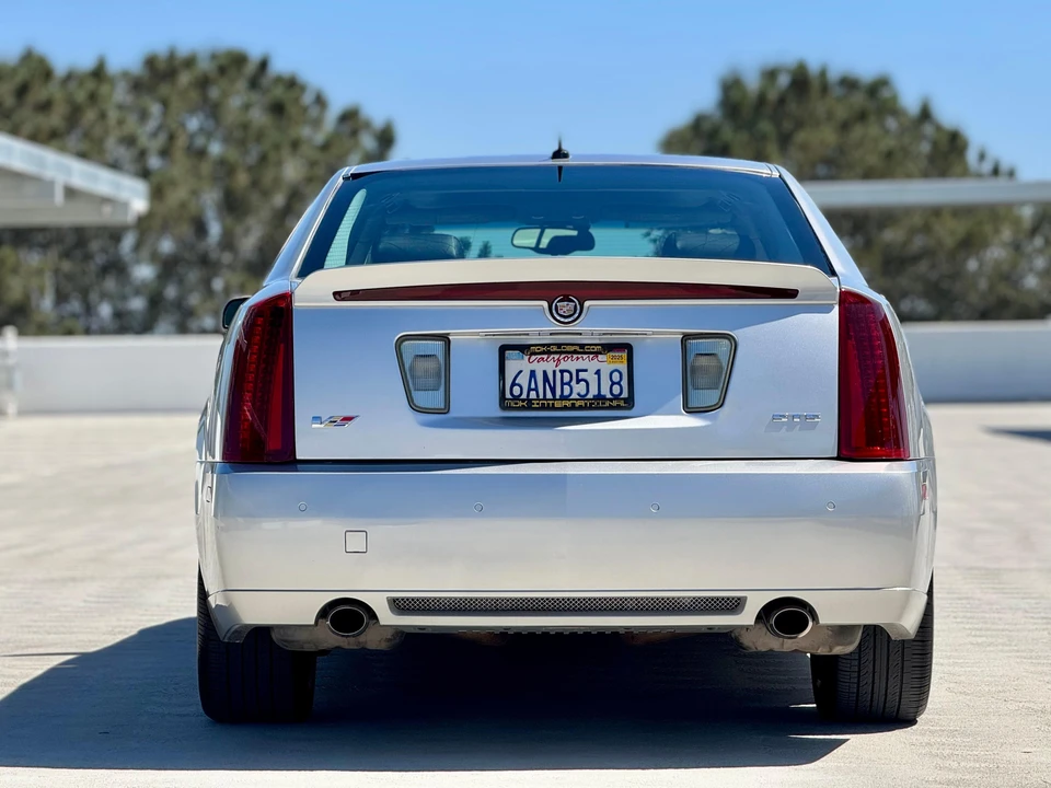 2006 Cadillac STS-V - Image 10 of 31