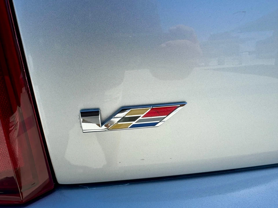 2006 Cadillac STS-V - Image 15 of 31
