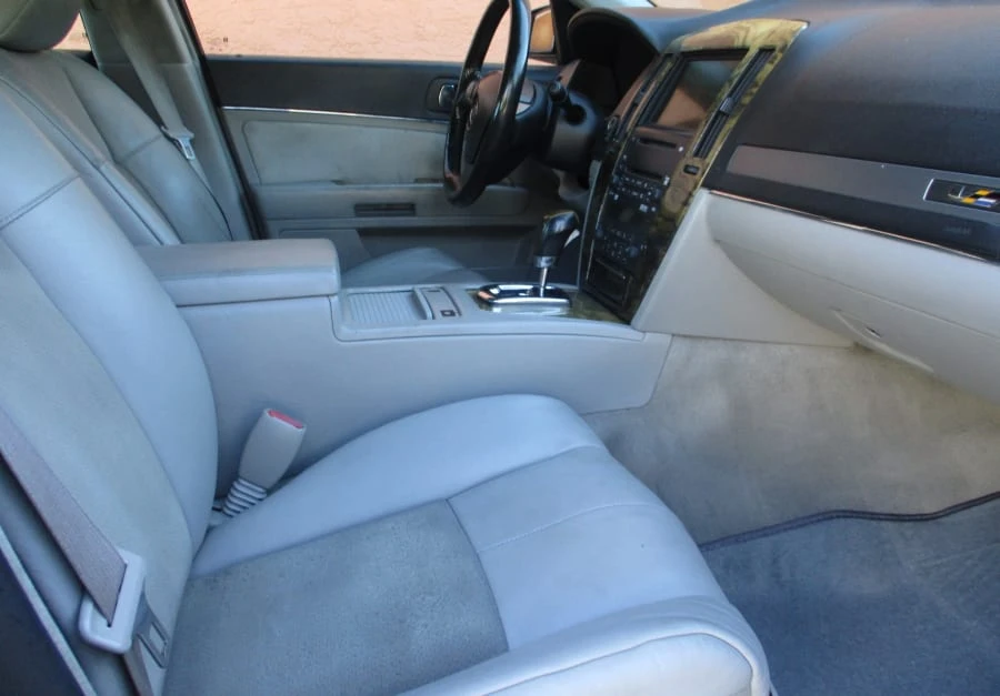 2006 Cadillac STS-V - Image 5 of 10