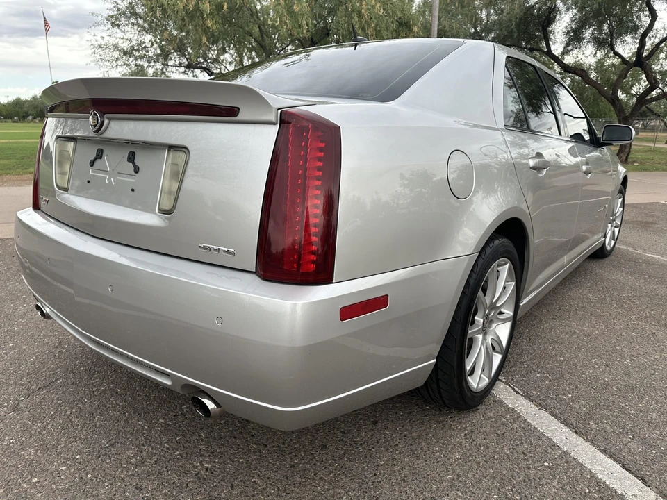2006 Cadillac STS-V - Image 18 of 31