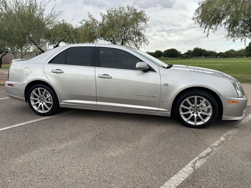 2006 Cadillac STS-V - Image 14 of 31