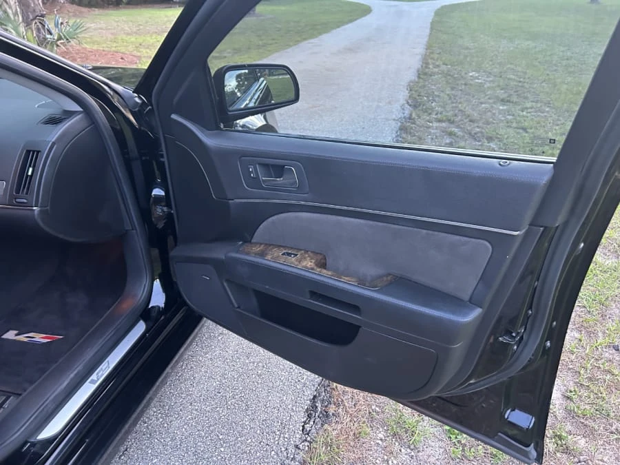 2006 Cadillac STS-V - Image 16 of 22