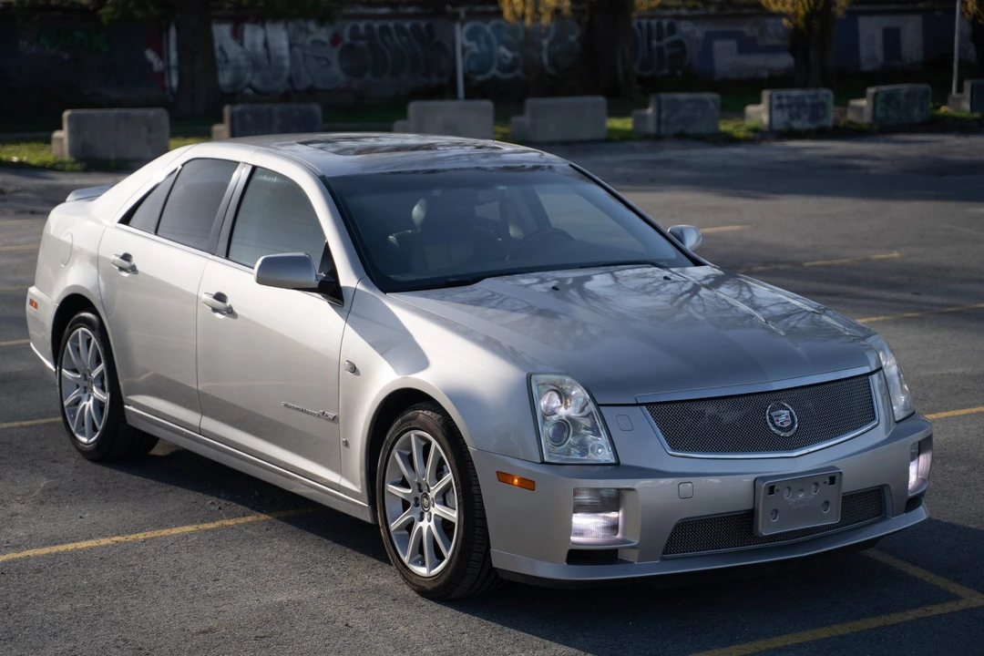 2006 Cadillac STS-V - Image 2 of 31