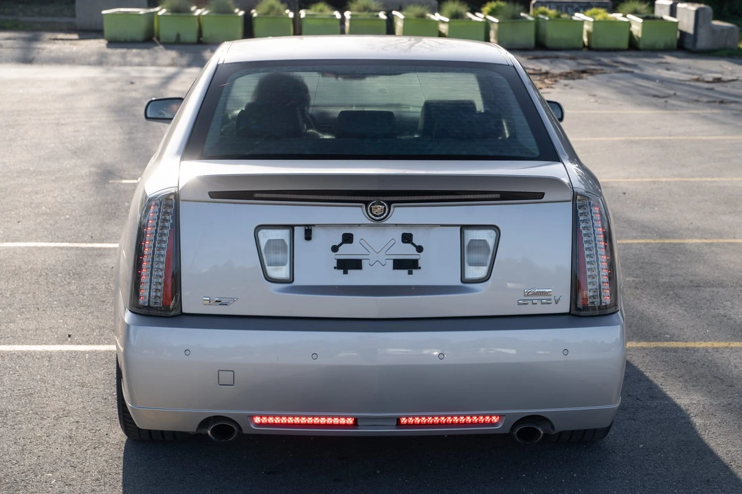 2006 Cadillac STS-V - Image 18 of 31