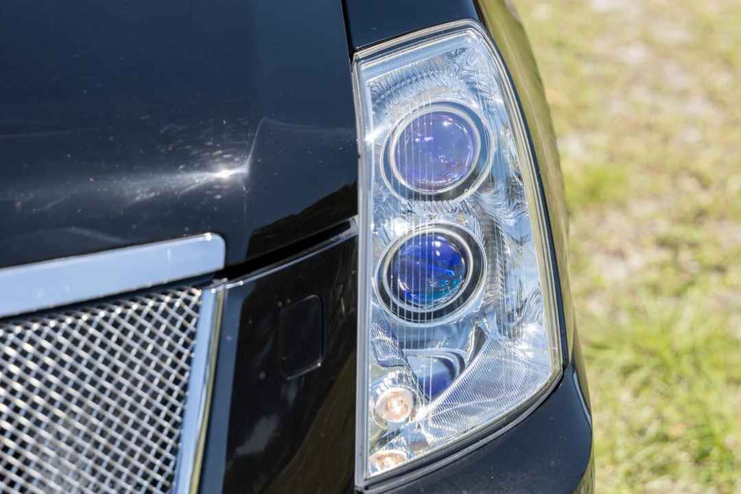 2006 Cadillac STS-V - Image 14 of 31