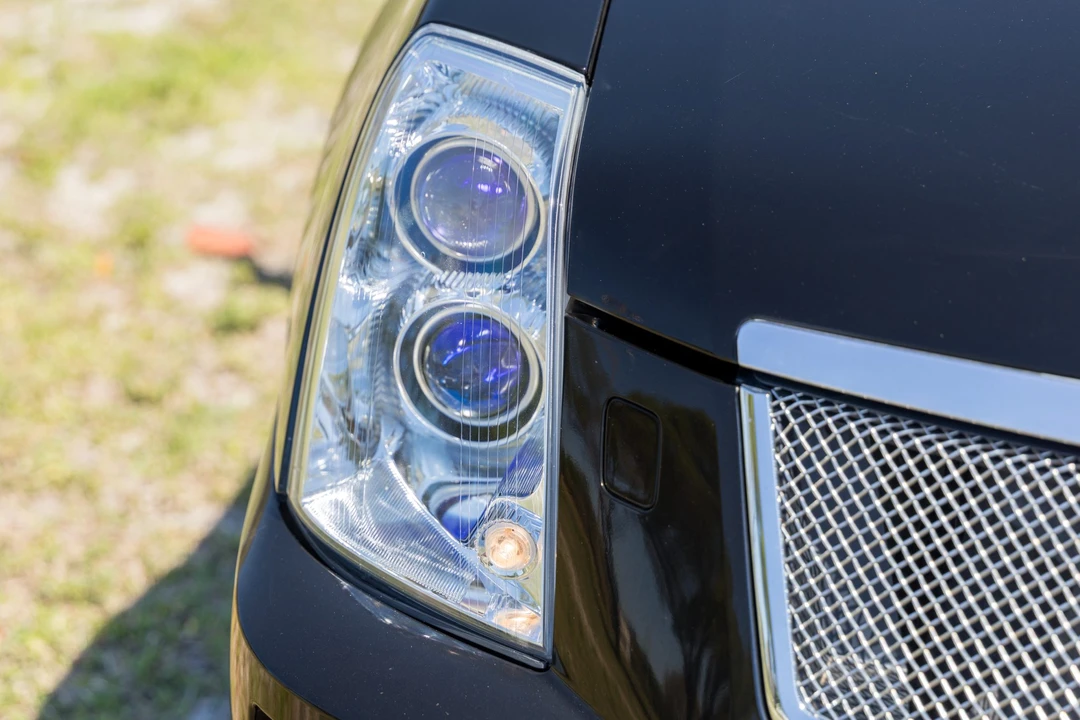 2006 Cadillac STS-V - Image 11 of 31