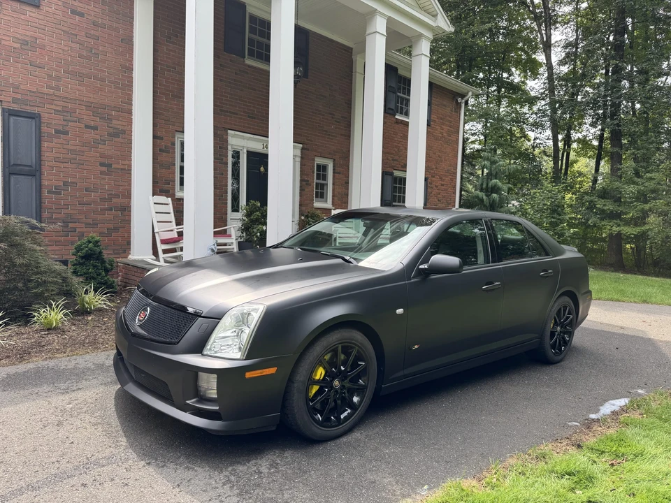 2006 Cadillac STS-V - Image 2 of 31