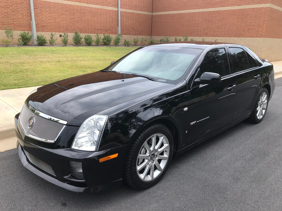 2006 Cadillac STS-V - Image 2 of 31