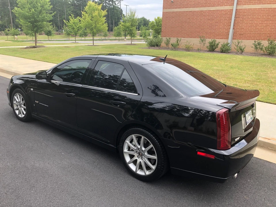 2006 Cadillac STS-V - Image 17 of 31