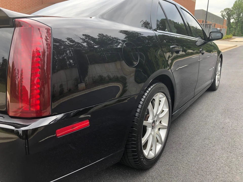 2006 Cadillac STS-V - Image 30 of 31
