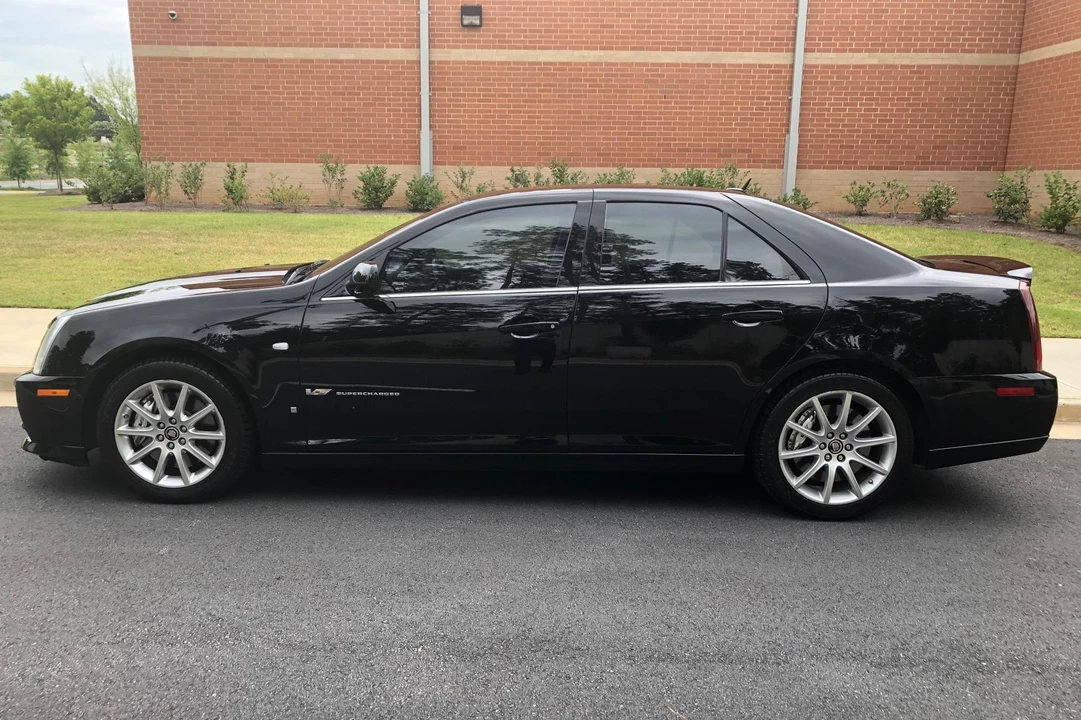 2006 Cadillac STS-V - Image 12 of 31