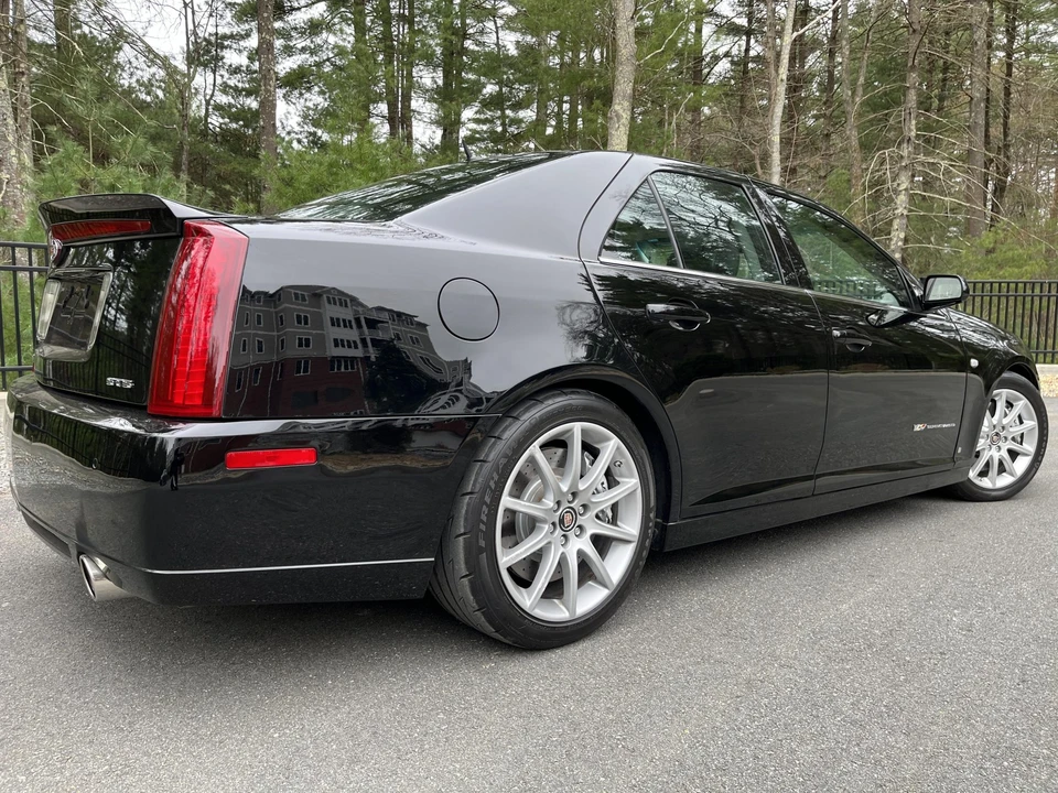 2006 Cadillac STS-V - Image 16 of 31
