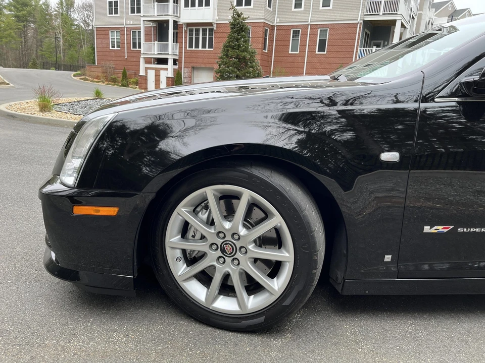 2006 Cadillac STS-V - Image 28 of 31
