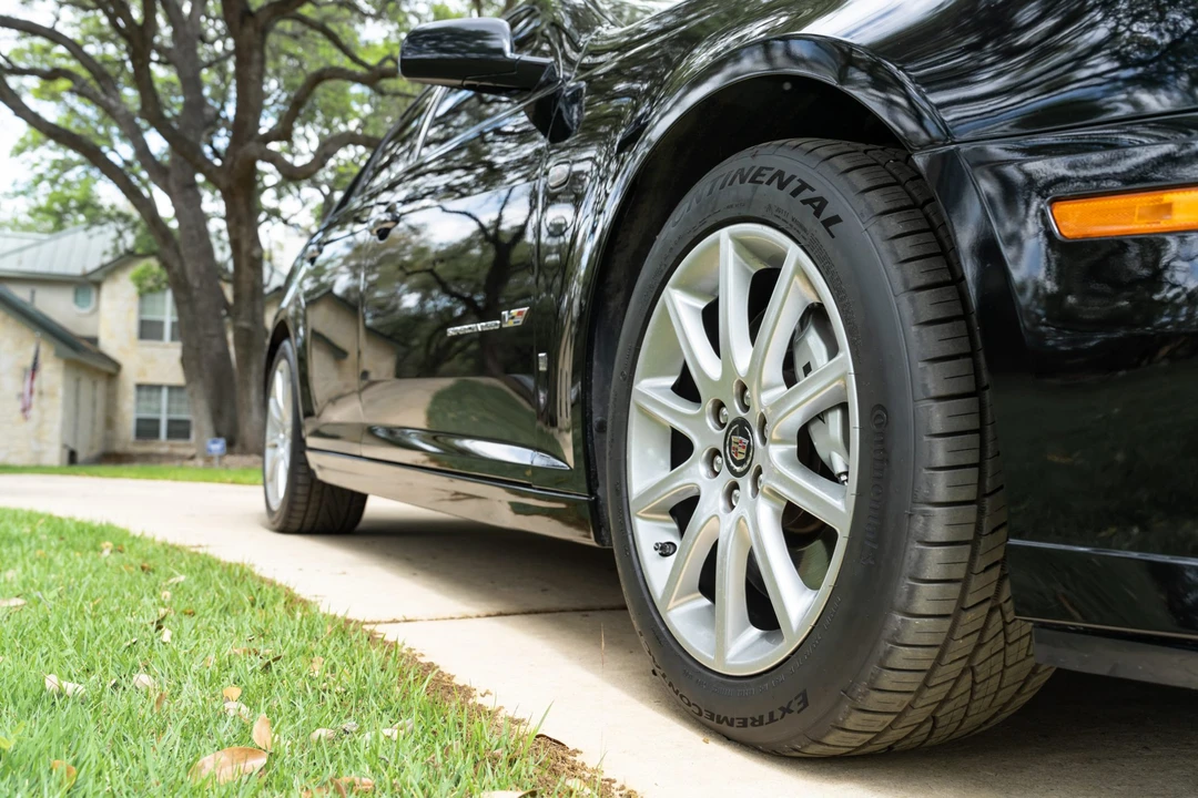 2006 Cadillac STS-V - Image 13 of 31