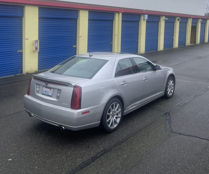 2006 Cadillac STS-V - Image 8 of 31