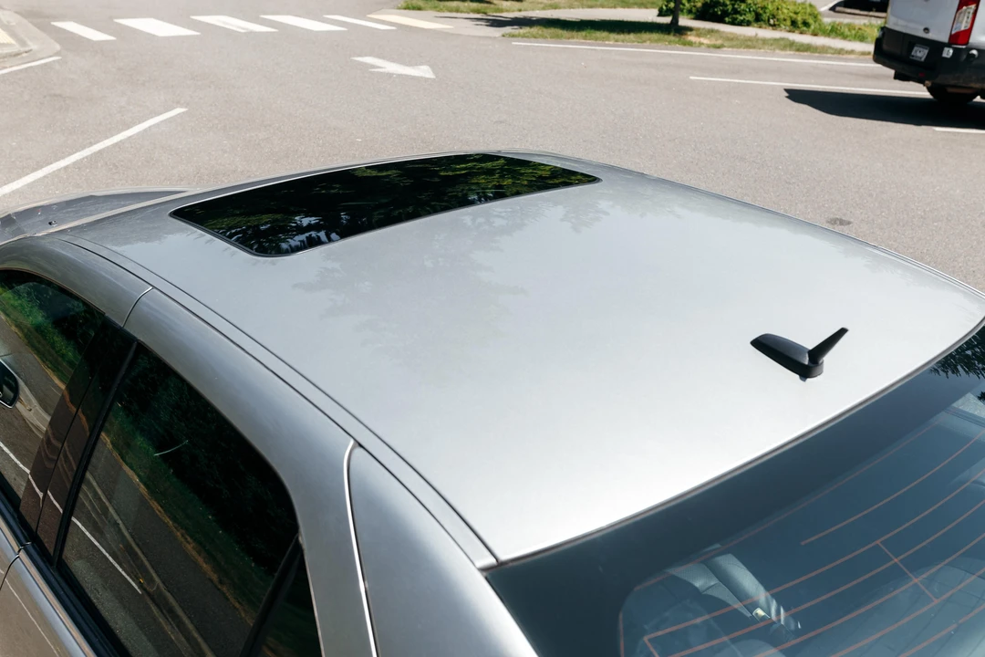 2006 Cadillac STS-V - Image 28 of 31