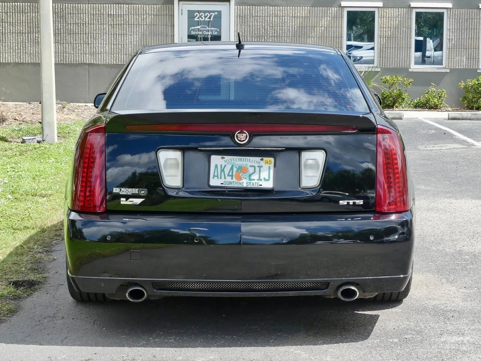 2006 Cadillac STS-V - Image 16 of 21
