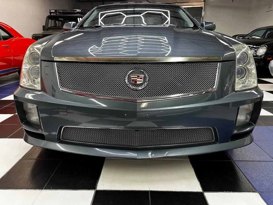 2006 Cadillac STS-V - Image 2 of 31