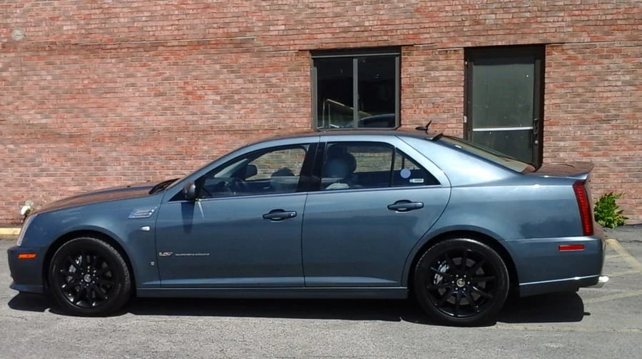 2006 Cadillac STS-V - Image 2 of 9
