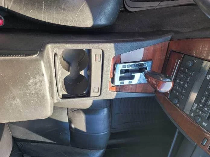 2006 Cadillac STS-V - Image 12 of 14
