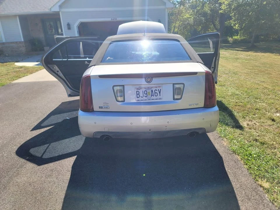 2006 Cadillac STS-V - Image 2 of 14
