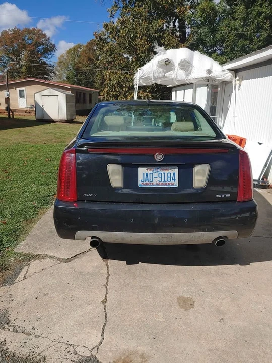 2006 Cadillac STS-V - Image 4 of 4