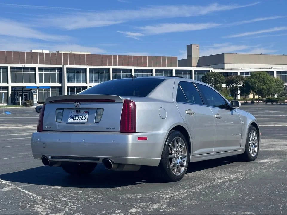 2006 Cadillac STS-V - Image 5 of 17