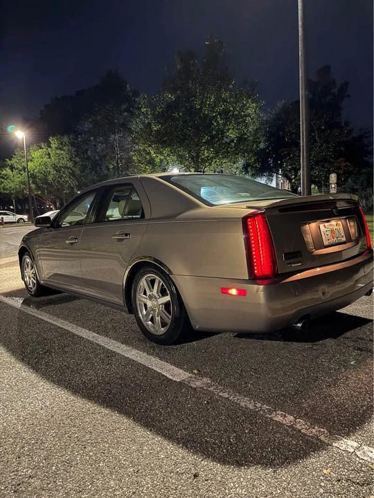 2006 Cadillac STS-V - Image 5 of 8