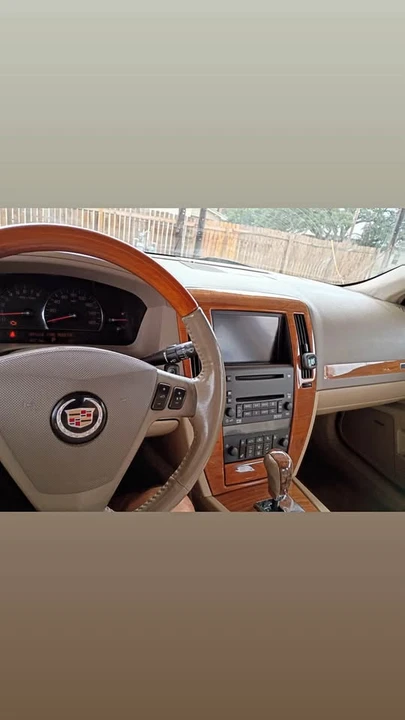 2006 Cadillac STS-V - Image 10 of 12